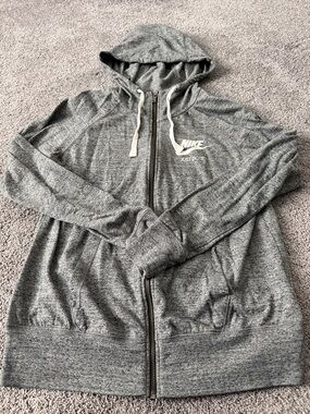 Women’s Nike Zip Up